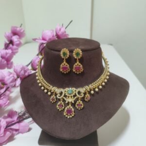 Traditional necklace set with CZ stones and pearls
