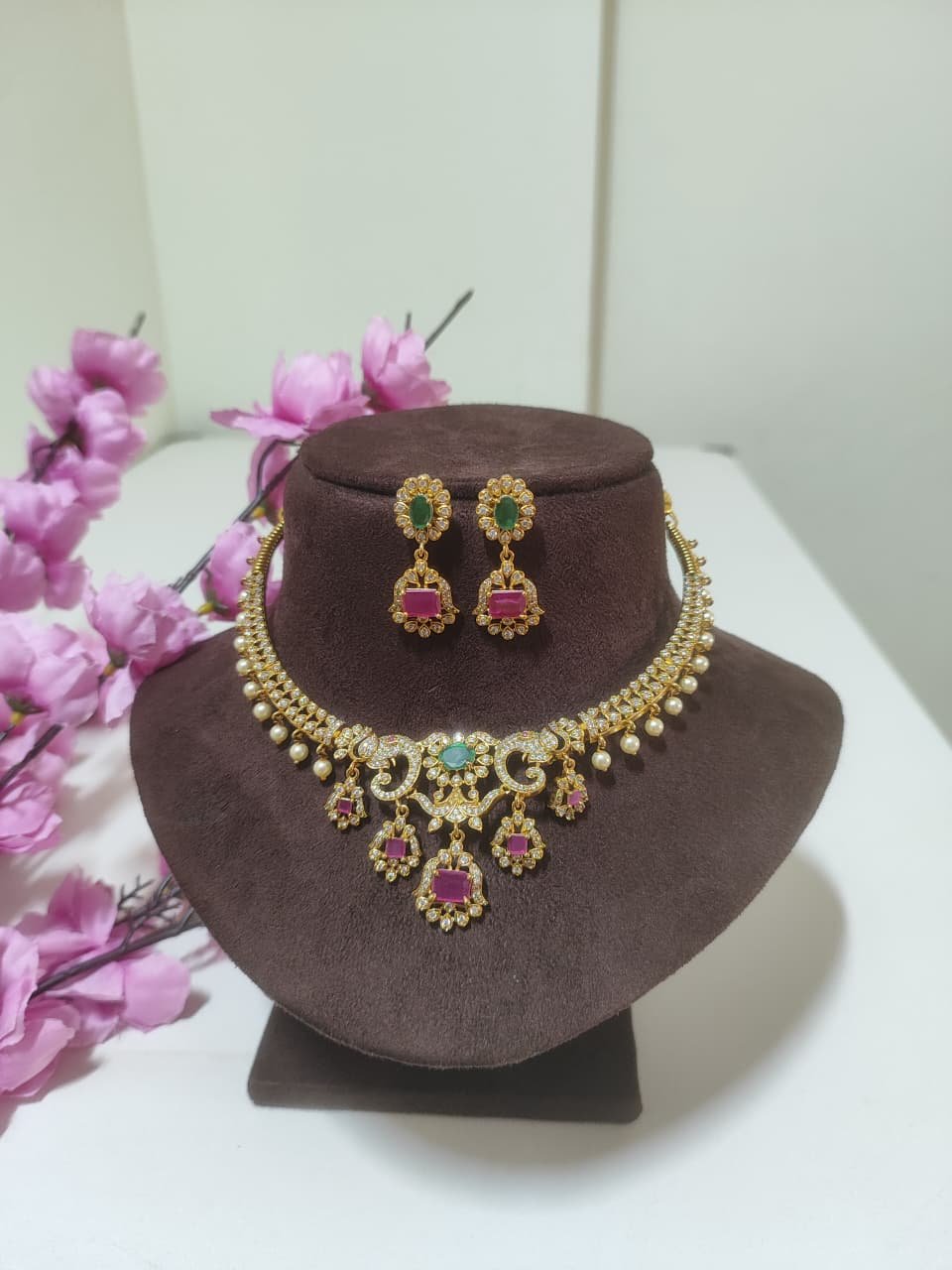 Traditional necklace set with CZ stones and pearls